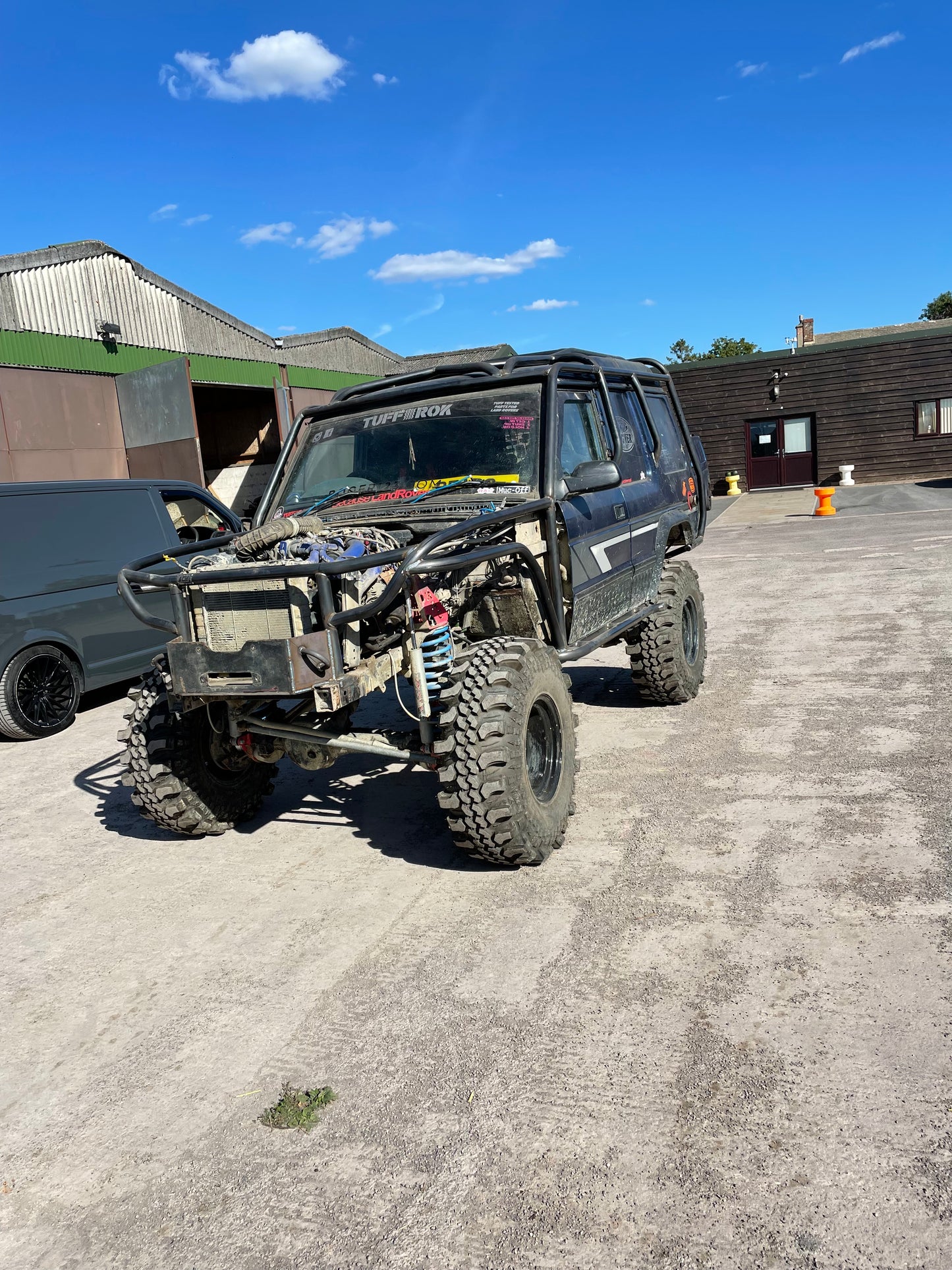 Discovery full extreior cage